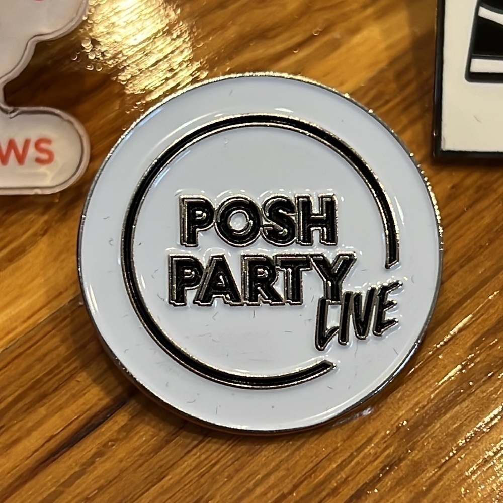 Poshmark Pins - Picture 4 of 9